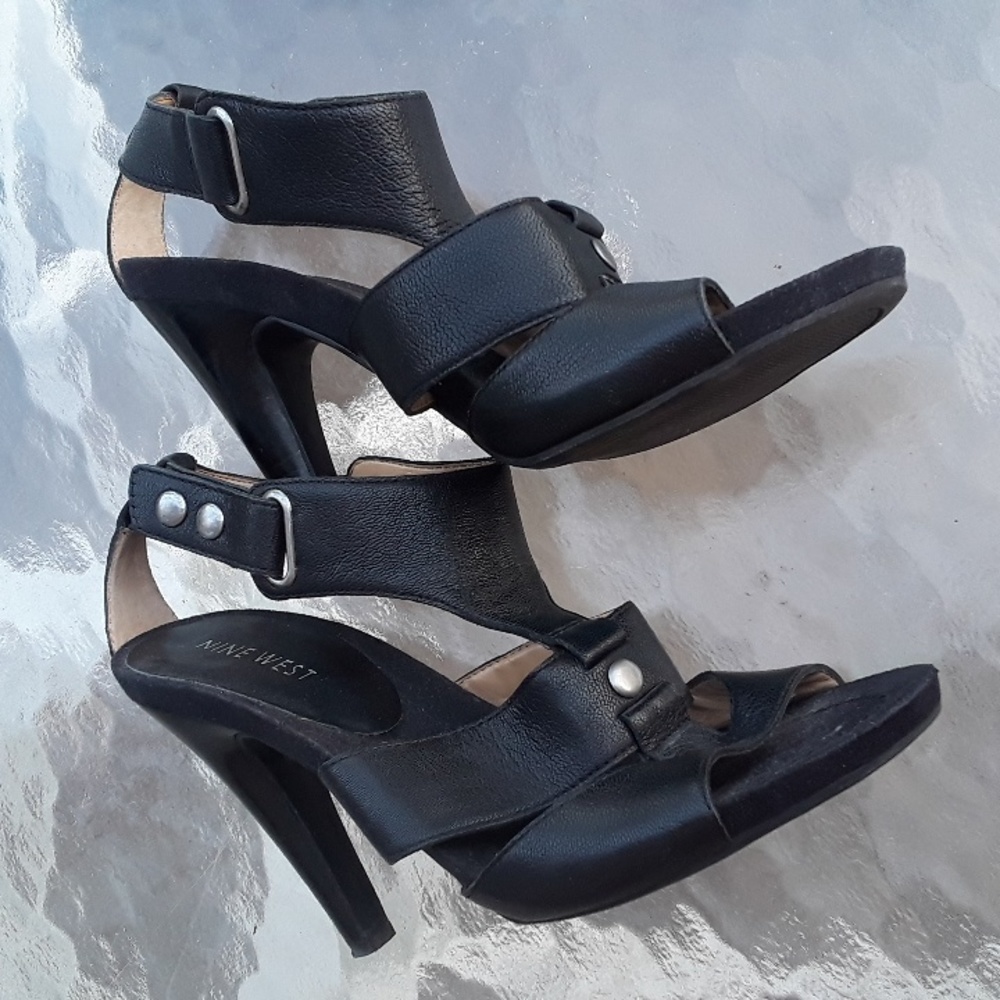 Nine West Leather Heeled Peeptoes